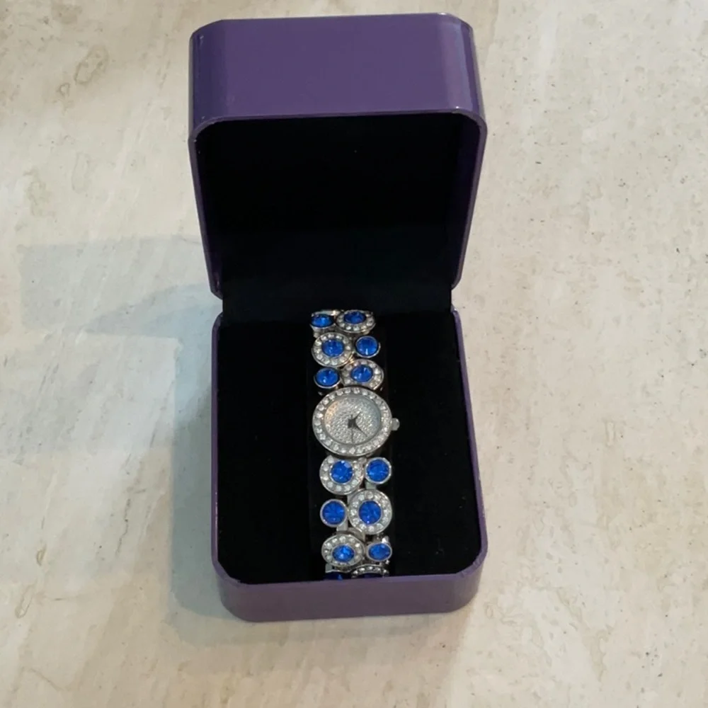 Swarovski Crystal Watch Suzanne Somers Simulated Diamonds & Sapphires Vintage